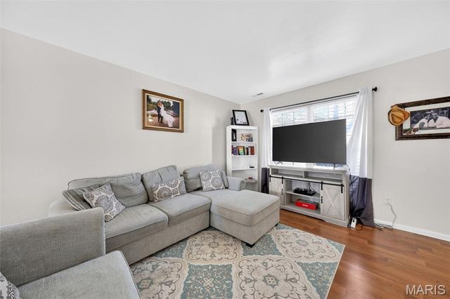 390 Montclair Tower Drive, St Charles, MO 63303