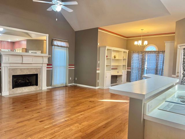 8955 BUCKSTONE CV, Memphis, TN 38018