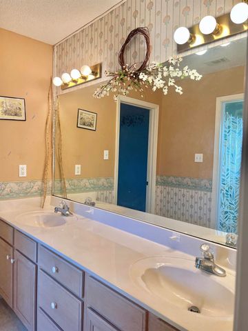 8955 BUCKSTONE CV, Memphis, TN 38018