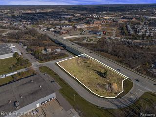 25125 Novi Road, Novi, MI 48375