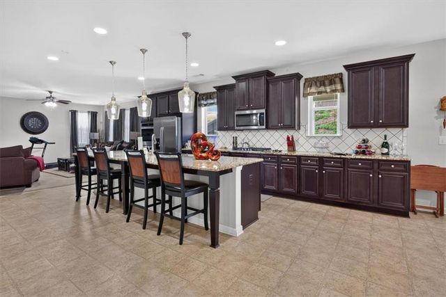 405 Victoria Heights Drive, Dallas, GA 30132