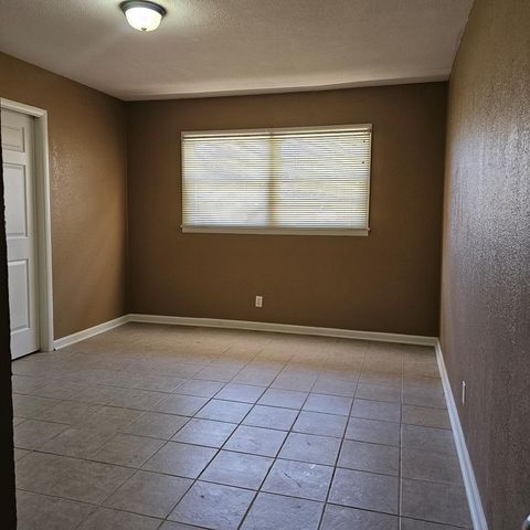 801 W Golf Course Rd, Midland, TX 79701