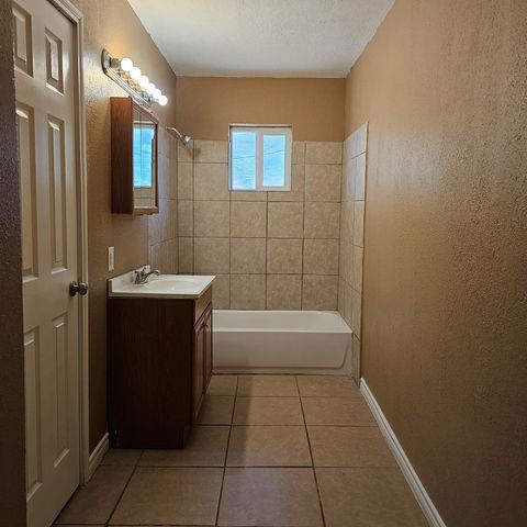 801 W Golf Course Rd, Midland, TX 79701