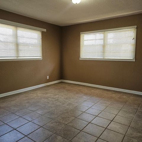 801 W Golf Course Rd, Midland, TX 79701