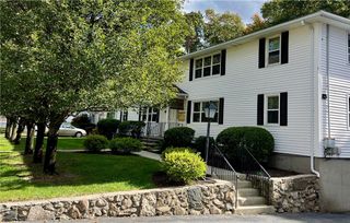 361 Privilege Street 2L, Woonsocket, RI 02895