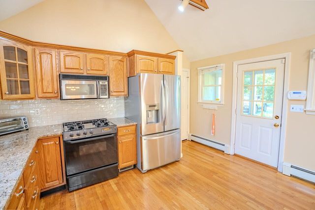 54 Cranberry Ridge Road, Marstons Mills, MA 02648
