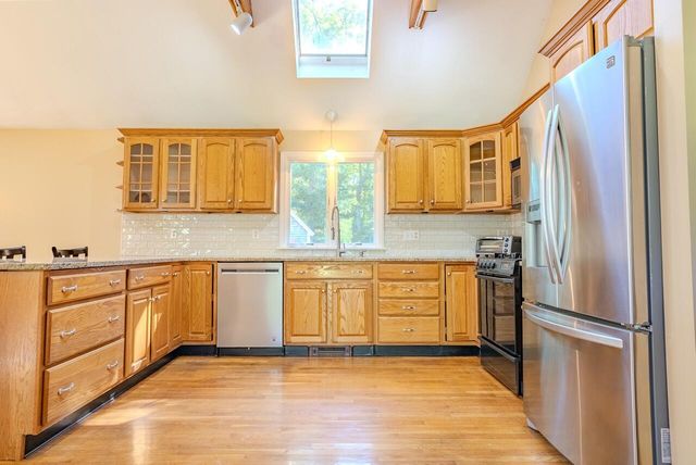54 Cranberry Ridge Road, Marstons Mills, MA 02648