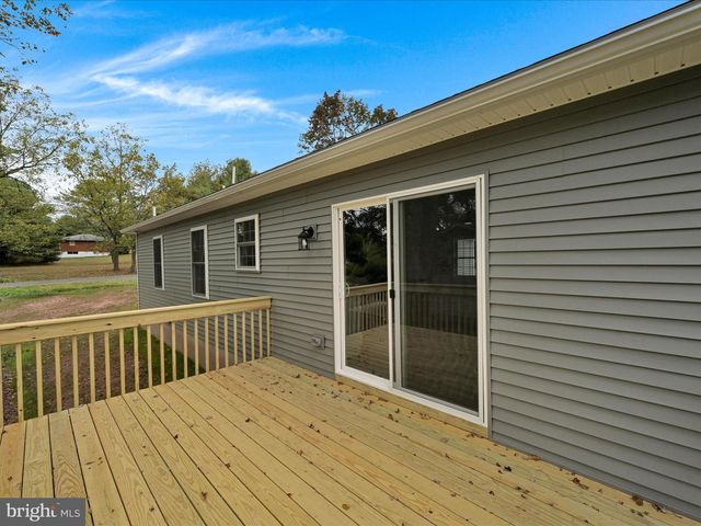 1799 CRAZY HORSE DR, Auburn, PA 17922