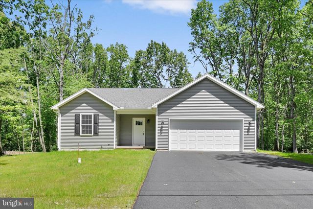 1799 CRAZY HORSE DR, Auburn, PA 17922