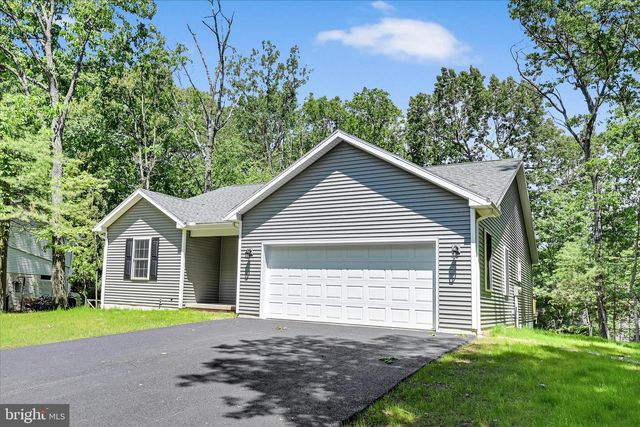 1799 CRAZY HORSE DR, Auburn, PA 17922