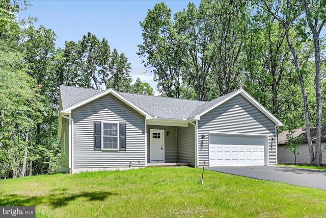 1799 CRAZY HORSE DR, Auburn, PA 17922