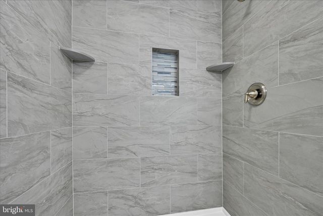1799 CRAZY HORSE DR, Auburn, PA 17922