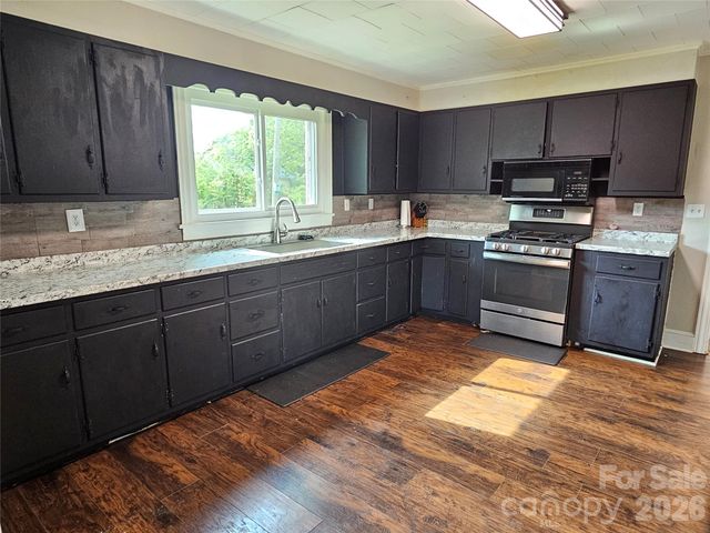 5136 Sherrill Drive, Granite Falls, NC 28630