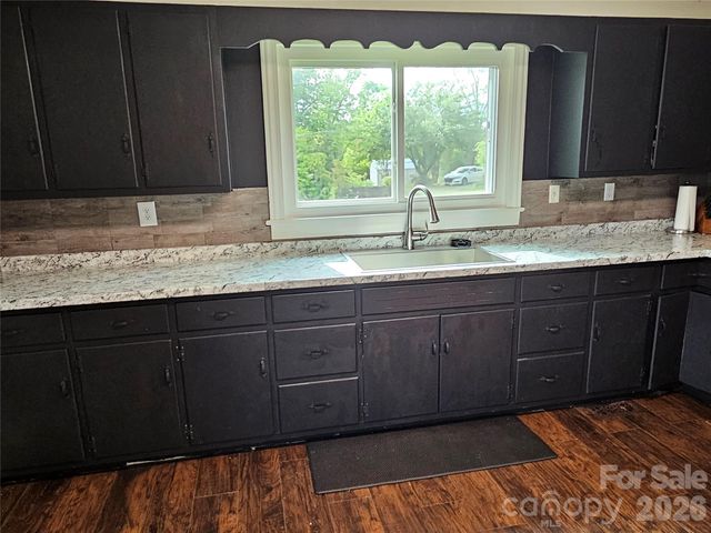 5136 Sherrill Drive, Granite Falls, NC 28630