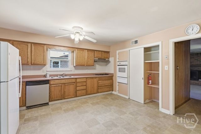 11 Keystone Drive, Savannah, GA 31406