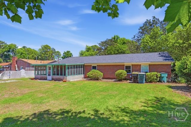 11 Keystone Drive, Savannah, GA 31406