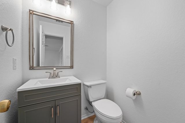 2412 Regal Park LN, Austin, TX 78748