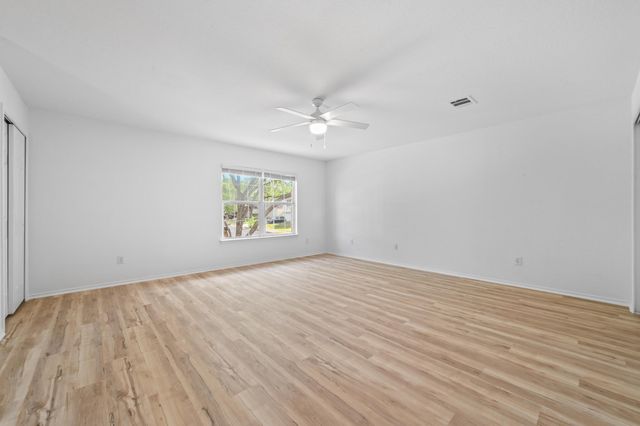 2412 Regal Park LN, Austin, TX 78748