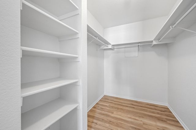 2412 Regal Park LN, Austin, TX 78748