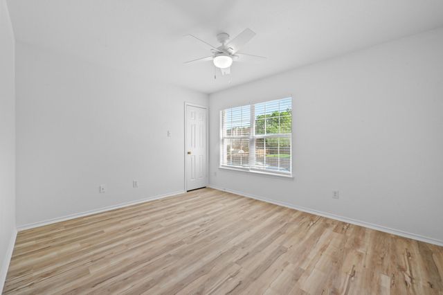 2412 Regal Park LN, Austin, TX 78748