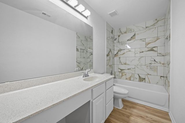 2412 Regal Park LN, Austin, TX 78748