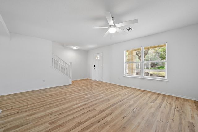 2412 Regal Park LN, Austin, TX 78748