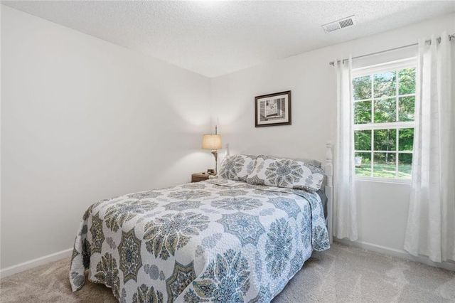 53 Kingston Pointe Drive, Kingston, GA 30145