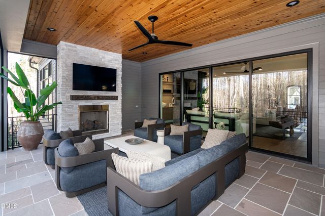 7644 Falls Creek Lane, Raleigh, NC 27614