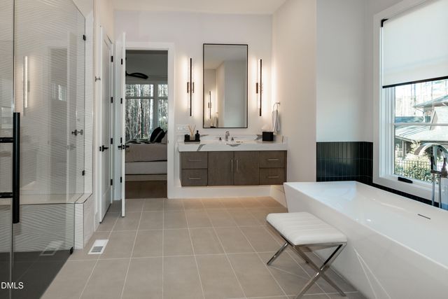 7644 Falls Creek Lane, Raleigh, NC 27614