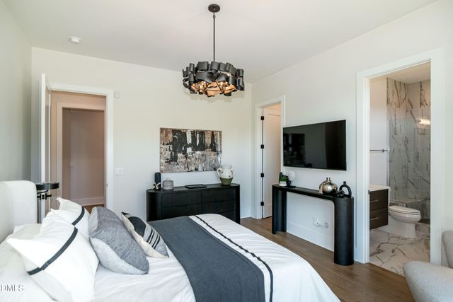 7644 Falls Creek Lane, Raleigh, NC 27614