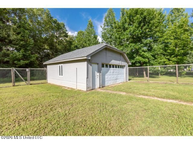 1768 Shinault Road, Byhalia, MS 38611