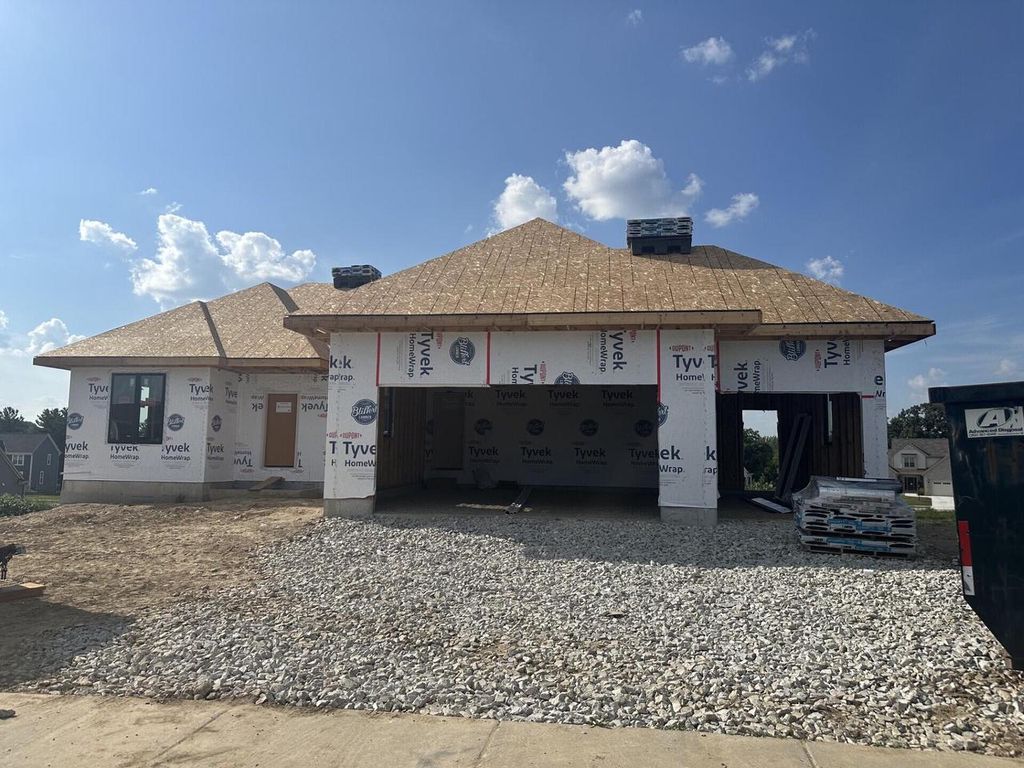 812 Viewpoint AVENUE, Waukesha, WI 53188