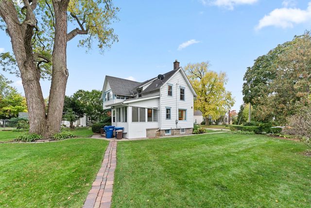 612 N 5th Street, Dekalb, IL 60115