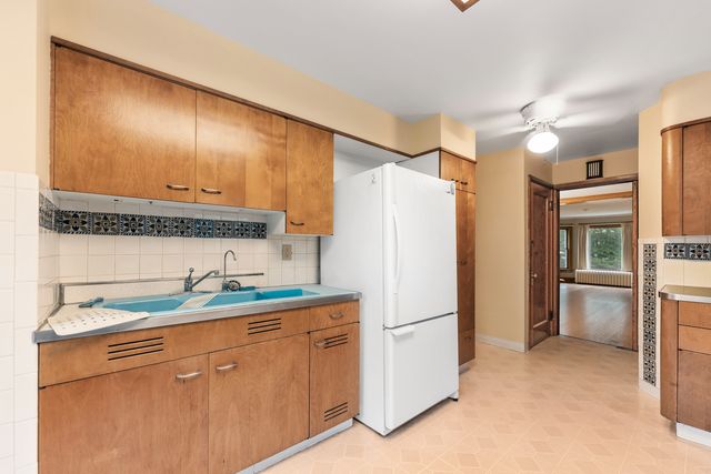 612 N 5th Street, Dekalb, IL 60115