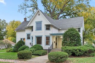 612 N 5th Street, Dekalb, IL 60115