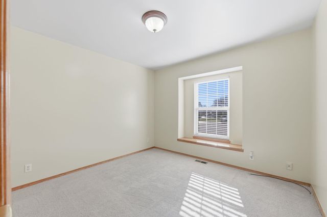 414 S Stoney Point Cir, Wichita, KS 67209