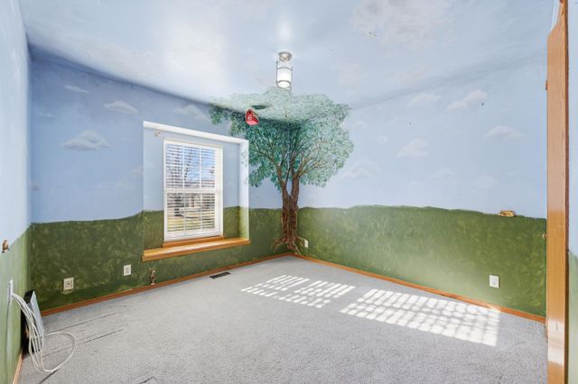 414 S Stoney Point Cir, Wichita, KS 67209