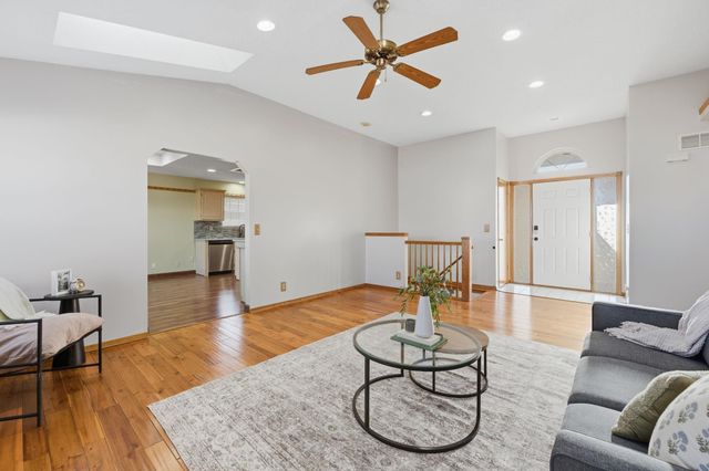 414 S Stoney Point Cir, Wichita, KS 67209