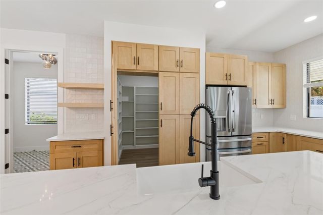 6403 S RICHARD AVENUE, Tampa, FL 33616