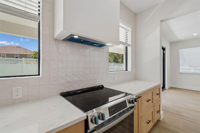 6403 S RICHARD AVENUE, Tampa, FL 33616