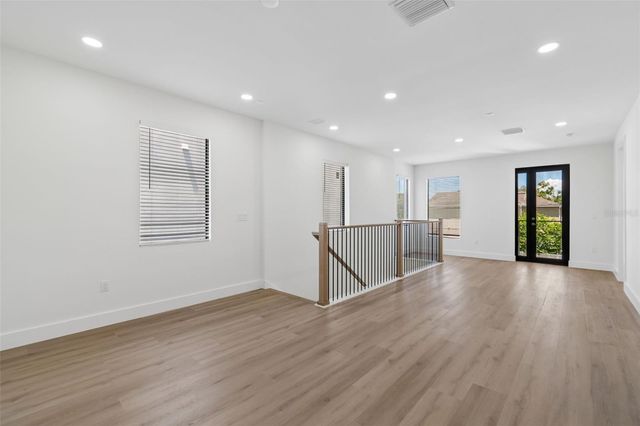 6403 S RICHARD AVENUE, Tampa, FL 33616