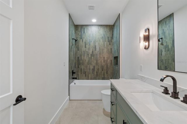 6403 S RICHARD AVENUE, Tampa, FL 33616