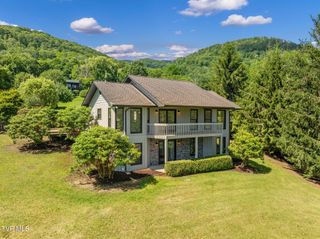 119 Orchard Meadows Lane, Roan Mountain, TN 37687