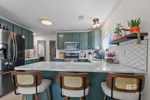 1219 W Lagoon Avenue, Gulf Shores, AL 36542