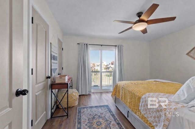 1219 W Lagoon Avenue, Gulf Shores, AL 36542