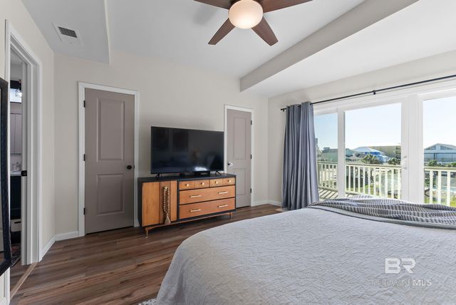 1219 W Lagoon Avenue, Gulf Shores, AL 36542