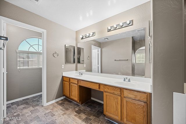 3719 E INVERNESS Avenue 14, Mesa, AZ 85206