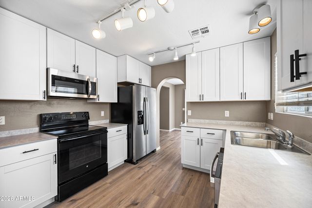 3719 E INVERNESS Avenue 14, Mesa, AZ 85206