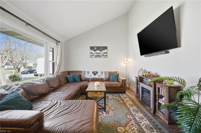 1345 Gabriel DR, Norfolk, VA 23502