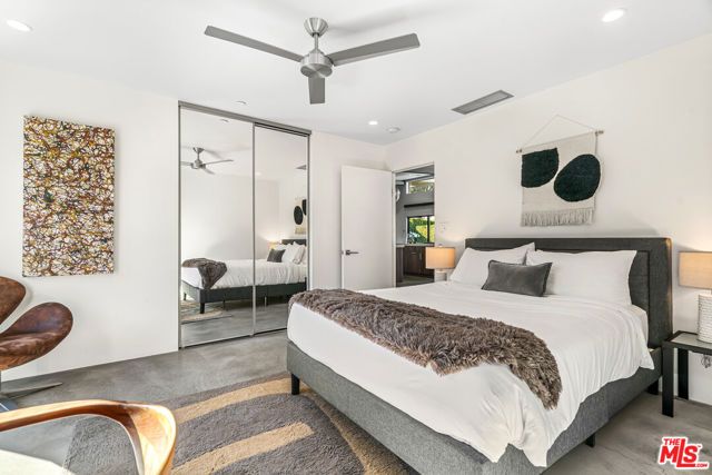 2070 E Park Drive, Palm Springs, CA 92262